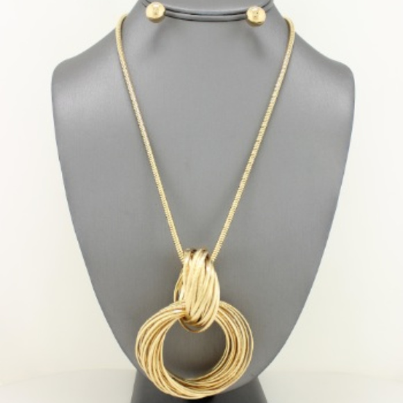 Jewelry - Linked Rings Necklace and Earrings Jewelry - Linked Rings Necklace and Earrings
